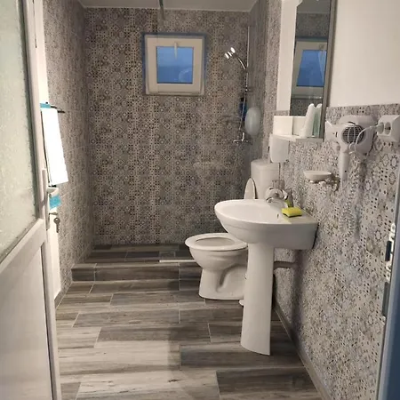 Blue אכסניה יורילובקה